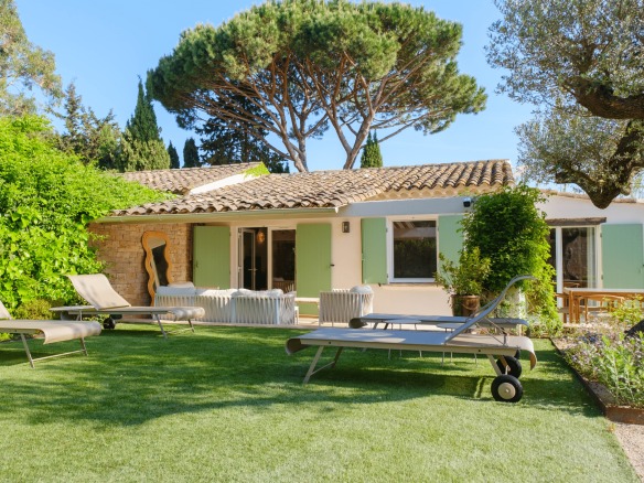 Maison Lou Sophia Saint-Tropez proche Salins - Piscine - Terrain de pétanque - 6 couchages
