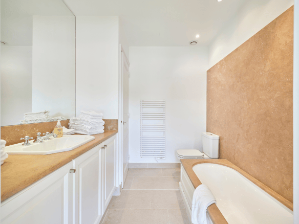 Salle de bain de la Villa Coup de Foudre à Grimaud, Golfe de Saint-Tropez