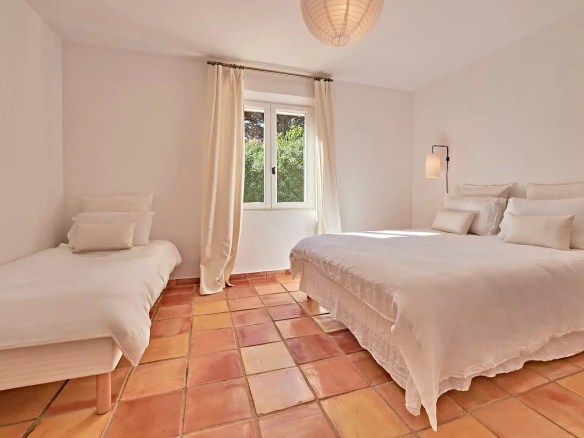 Villa Rose à Gassin avec 3 chambres Piscine Terrain de Pétanque - Collection Let Me Do Signature